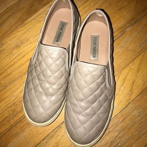Taupe Steve Madden Slip On SIZE 7